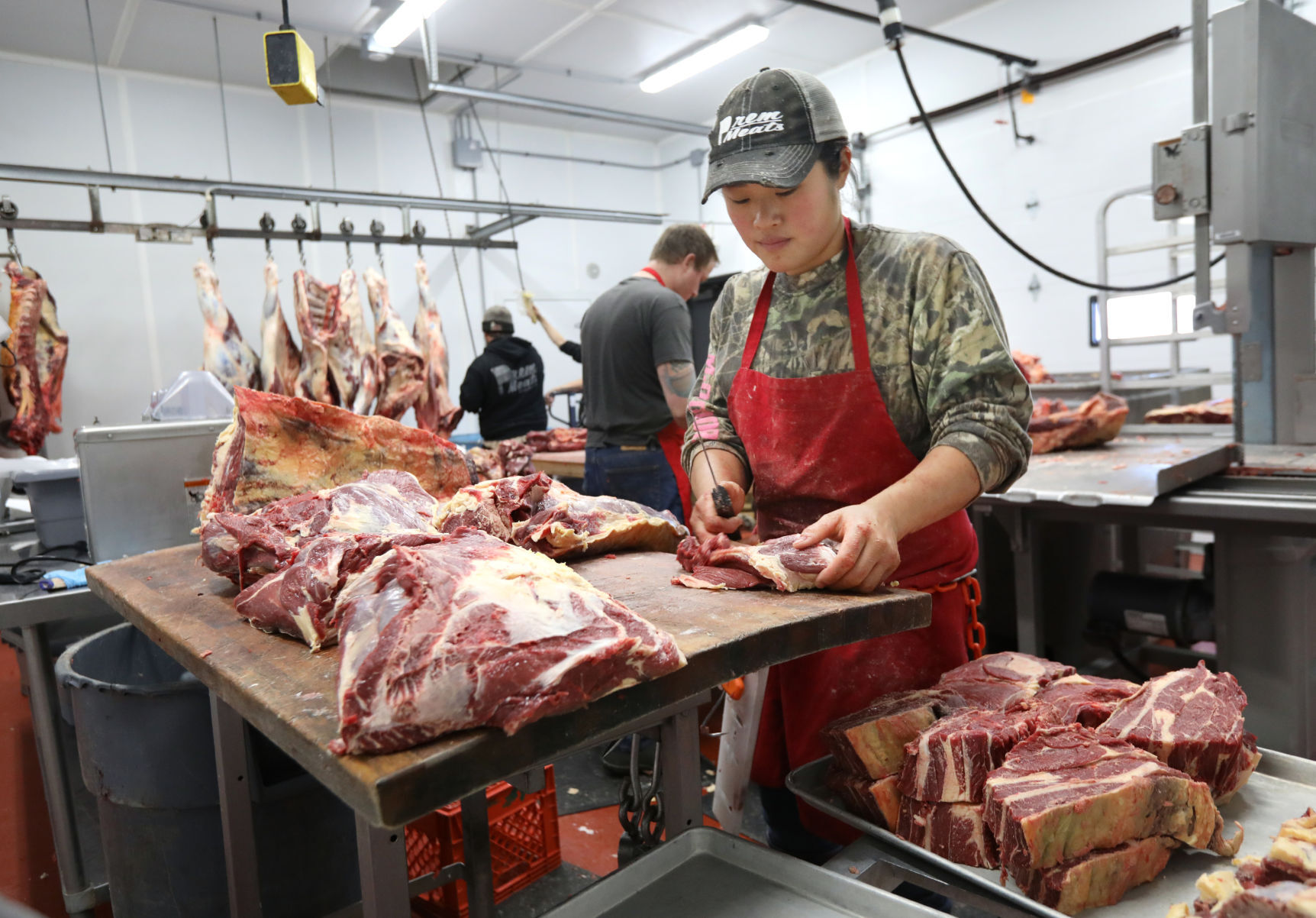 01PremMeats0051AJA-10162020114446